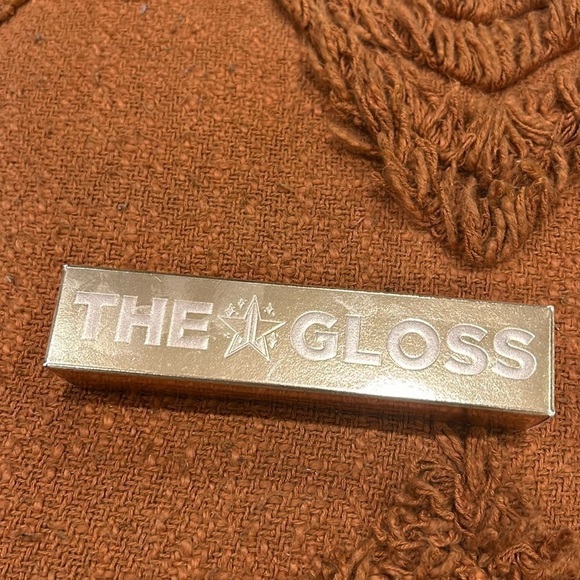 Jeffree Star The Gloss Sheer tinted Shimmer lipgloss mouthful new in box - Picture 2 of 6